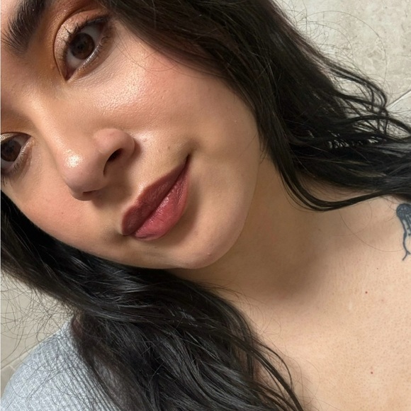 Meet your Posher, Erika - Picture 1 of 1